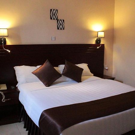 Dereva Hotel Rwamagana ภายนอก รูปภาพ